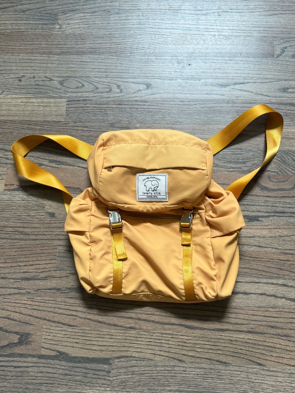 Ivory Ella Backpack! 🎒 - Picture 2 of 13